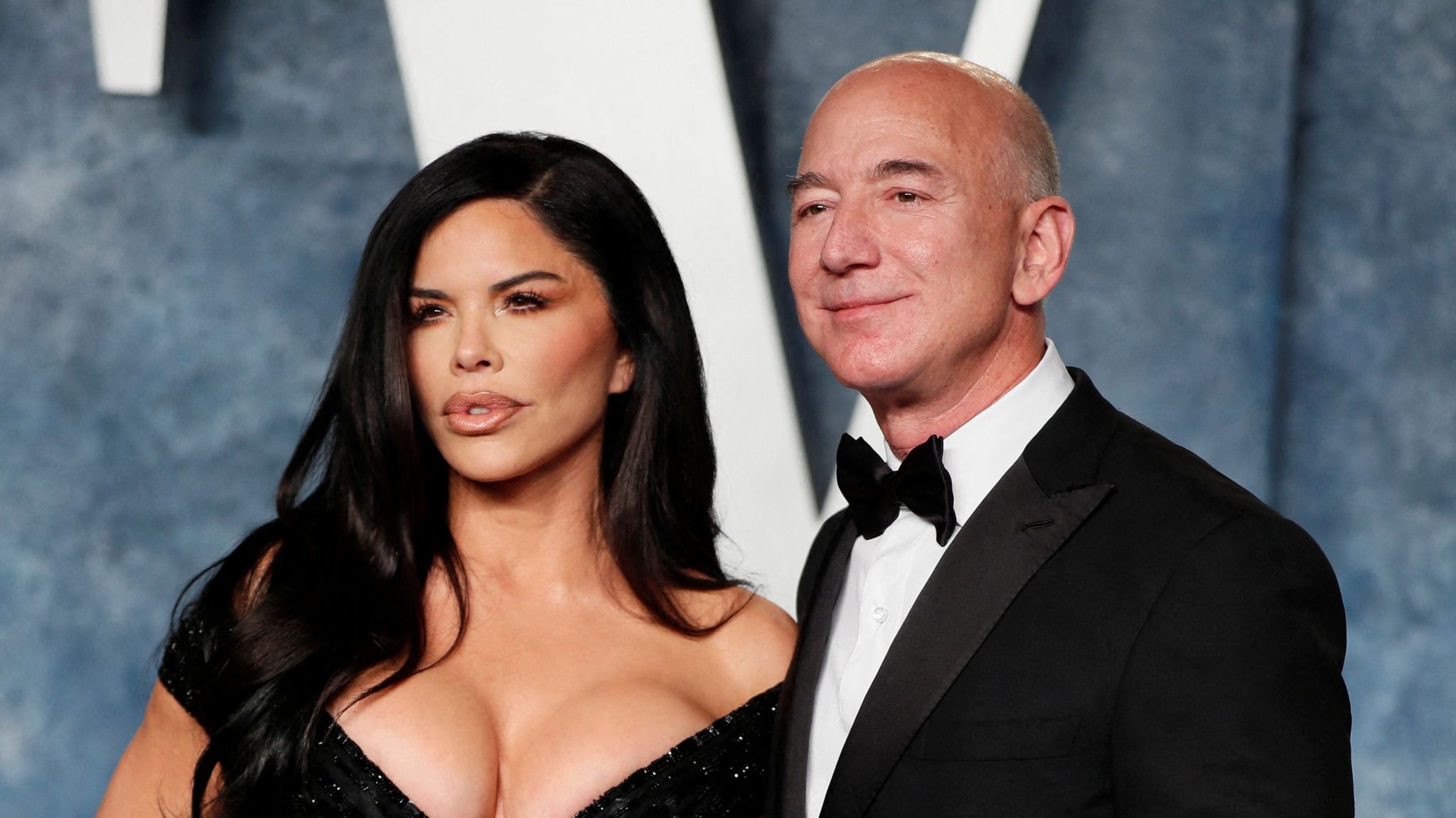 Jeff Bezos and his partner Lauren Sánchez are engaged.